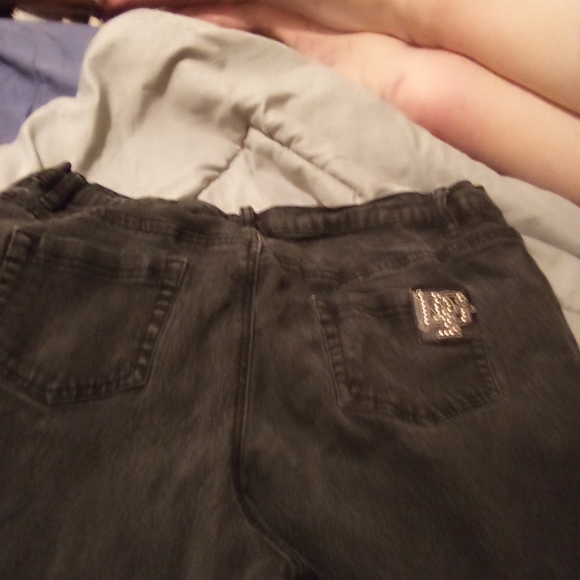 Shirt pants and leggings - Picture 15 of 17